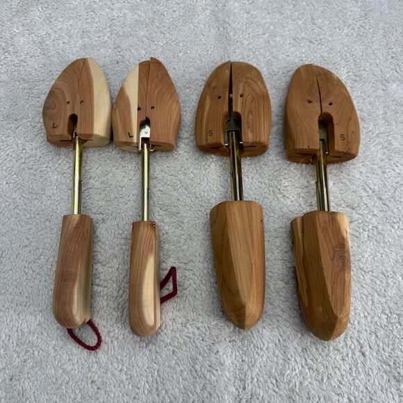 Mix Lot of Smaller Cedar Shoe Trees Adjustable, 2 Pairs - Picture 5 of 7